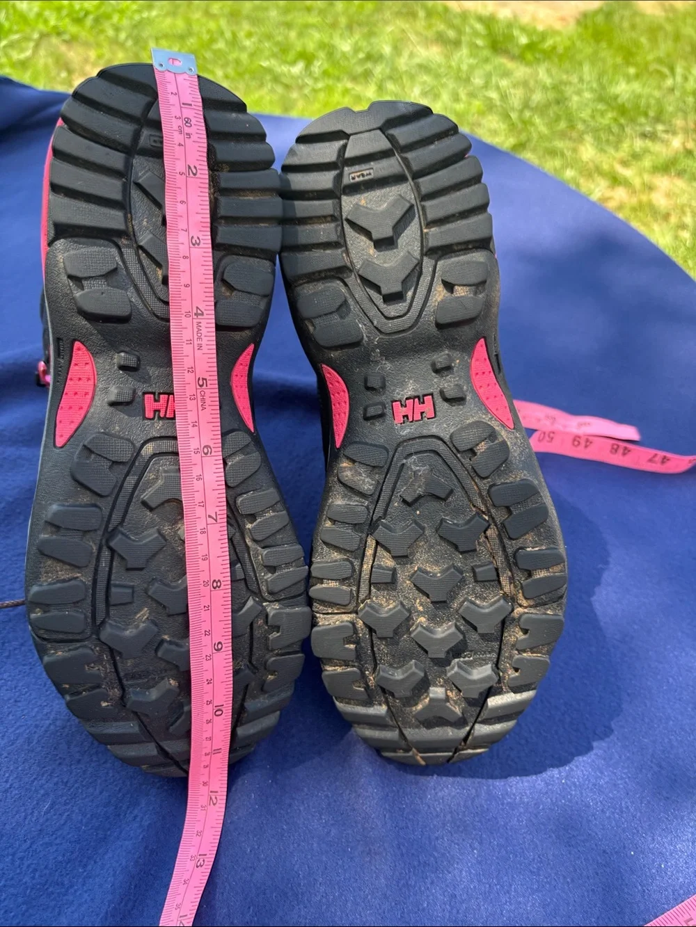 Helly Hansen Black and Pink Women's Waterproof Hiking Boots.ODIN